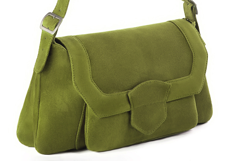 Handcrafted women's luxurious elegant handbag in premium pistachio green leather. Perfect for elevated everyday style.   
                Choose from our luxurious collections of leather and fabric to perfectly match your handbags to your outfits.